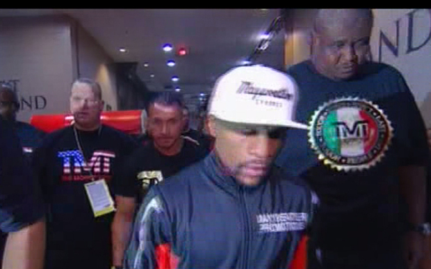 floyd-arrives_3289845b-8jpg