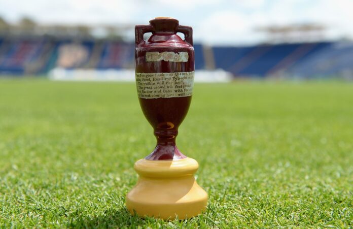 Ashes 2019 Trophy