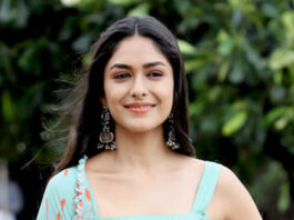 Mrunal Thakur Biography, Age, Boyfriend, Family, Career, Movies, Images