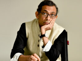 Abhijit Vinayak Banerjee Biography, Career, Awards, Education, Family, Wife, Age, Height, Net Worth, Images