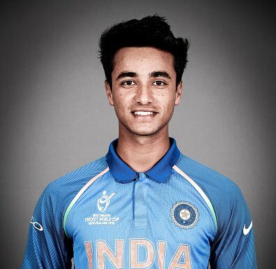 Abhishek Sharma (Cricketer) Biography, IPL 2020, Career, Age, Height, Family, Batting and Bowling averages, Images abhishek sharma cricketer