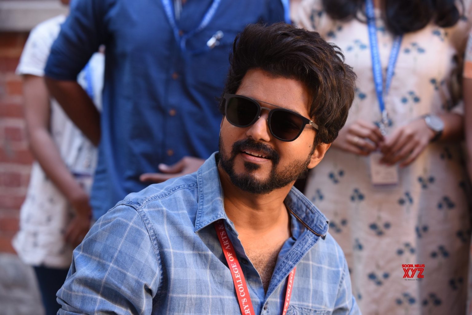 Vijay Thalapathy (Actor) Biography, Age, Birthday, Height, Weight, Wife