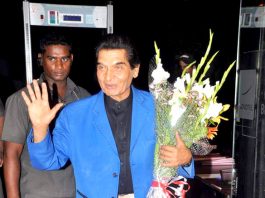 Asrani Biography, Age, Wife, Children, Family, Caste, News & More