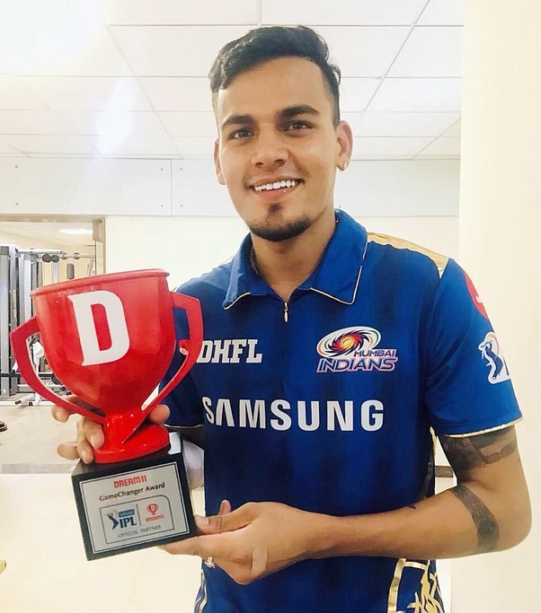 Rahul Chahar Biography Age Height Weight Girlfriend Mumbai Indians Family Ipl 2020 Price Salary More Hotgossips