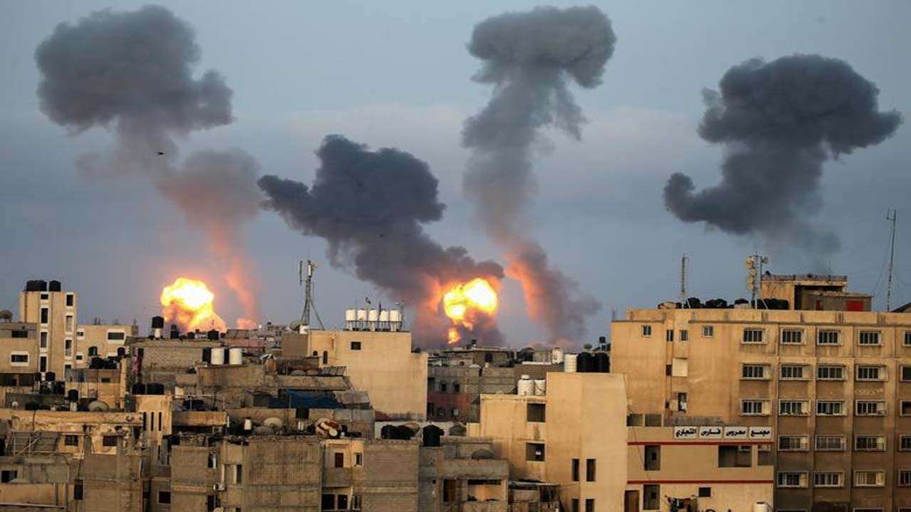 israeli air strikes southern gaza images