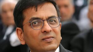 Justice DY Chandrachud Biography – Age, Life, Carrier, Education, Family, Profession, Latest News, And Much More.