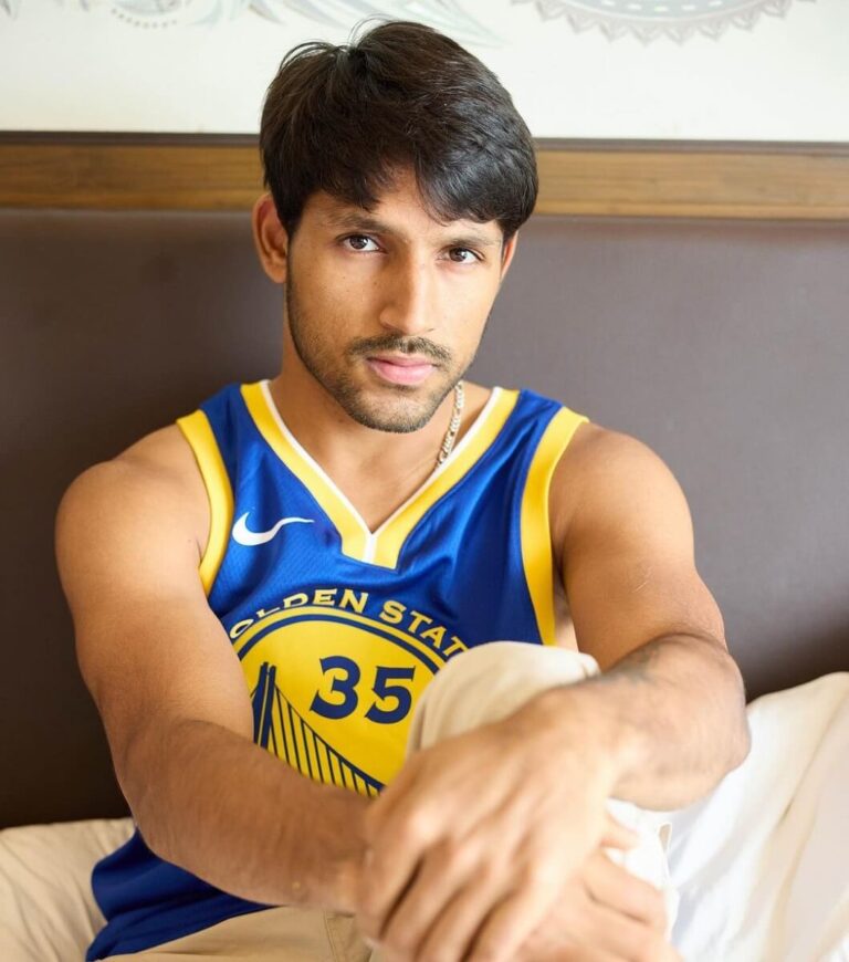 Dhruv Jurel Biography, Age, Wiki, Carrier, Education, Family, Marriage ...