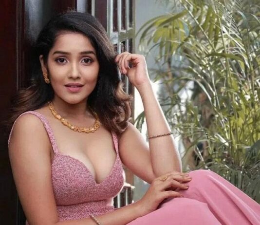 Anikha Surendran Biography, Age, Height, Weight, Life, Career, Education, Family, Boyfriend, Profession, Films, Prizes, And More Anikha Surendran Biography, Age, Height, Weight, Life, Career, Education, Family, Boyfriend, Profession, Films, Prizes, And More