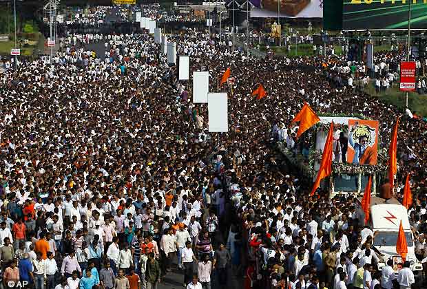 Bal Thackeray iumages