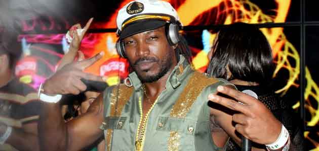 Chris Gayle Dancing To Sapna Choudhary's Song